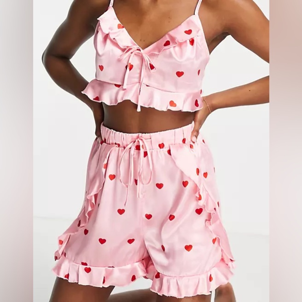NWT Vero Moda Satin Frill Detail Pajama Set in Pale Pink Heart Print Small